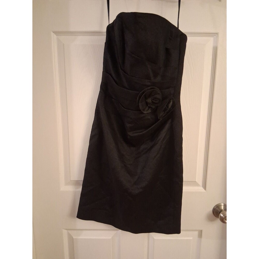 White House Black Market Strapless Little Black Dress – Size 00 –